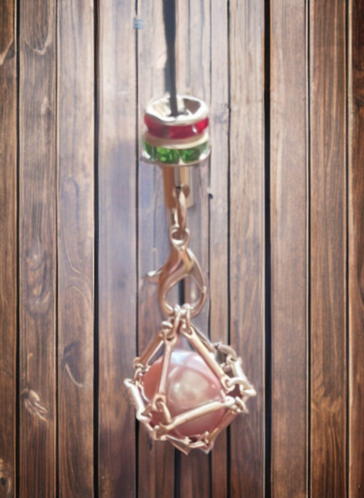 Elegant Edison Pearl USB Lightning Port Charm