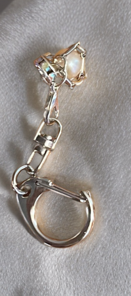 Petite Edison Pearl Handcrafted Charm – Artistic & Chic