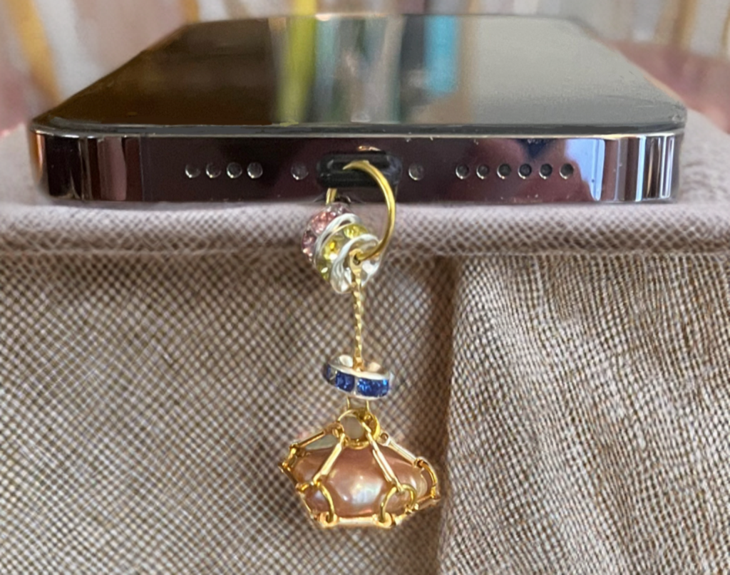 Baroque Pearl USB Lightning Port Charm – Gold Toned Cage with Multicolor Crystals
