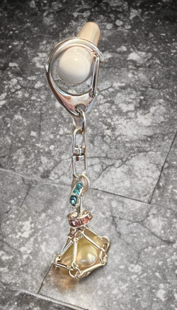 Edison Button Pearl Handcrafted Charm – Chic & Artistic