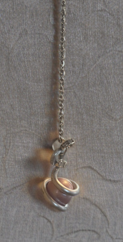 One-of-a-Kind Edison Pearl Necklace – Handcrafted Artistic Design