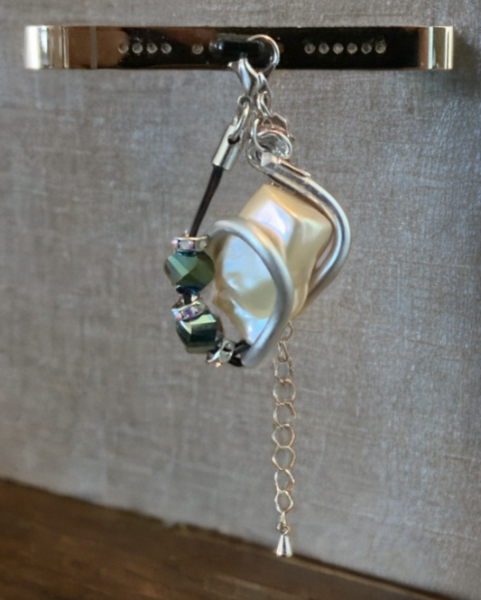 Baroque Pearl USB Lightning Charm – Handmade Wire-Wrapped Gem Accessory