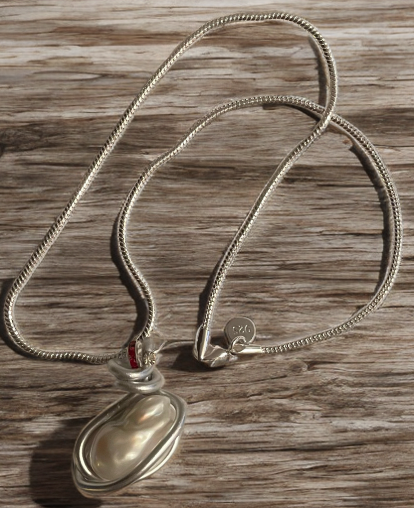 Elegant Baroque Pearl Pendant Necklace – 925 Sterling Silver Snake Chain