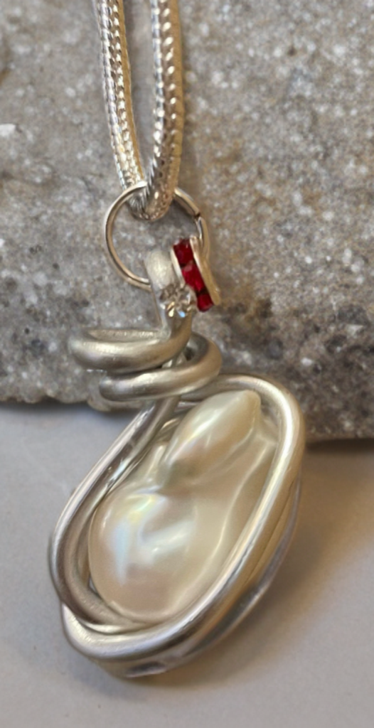 Elegant Baroque Pearl Pendant Necklace – 925 Sterling Silver Snake Chain