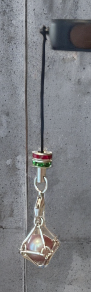 Elegant Edison Pearl USB Lightning Port Charm