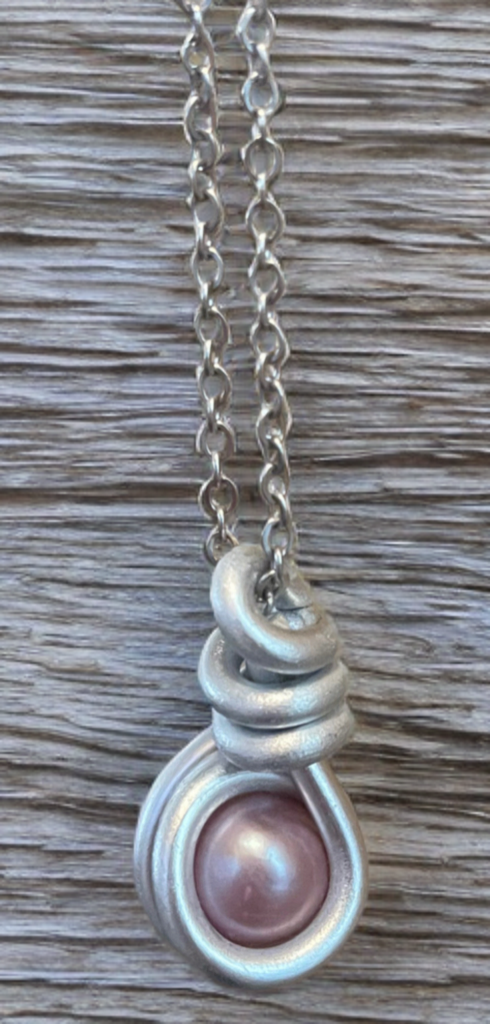 Handmade Edison Pearl Pendant Necklace – Sculpted Wire Wrap in Silver Tone