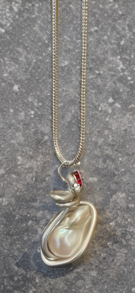 Elegant Baroque Pearl Pendant Necklace – 925 Sterling Silver Snake Chain