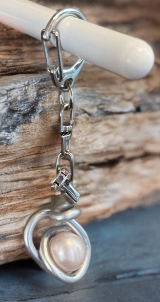 Handcrafted Edison Pearl Keychain with Crystal Accents