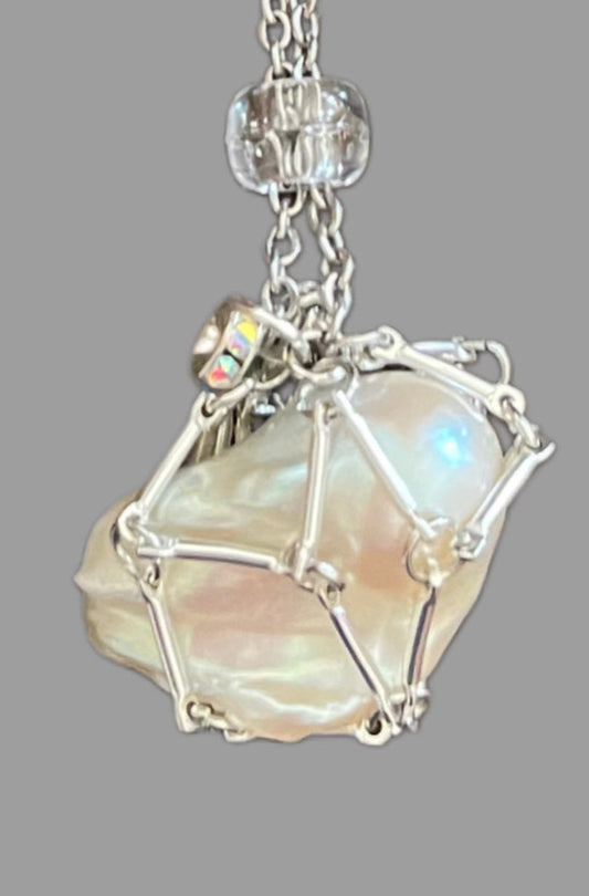Handmade Baroque Pearl Pendant Necklace